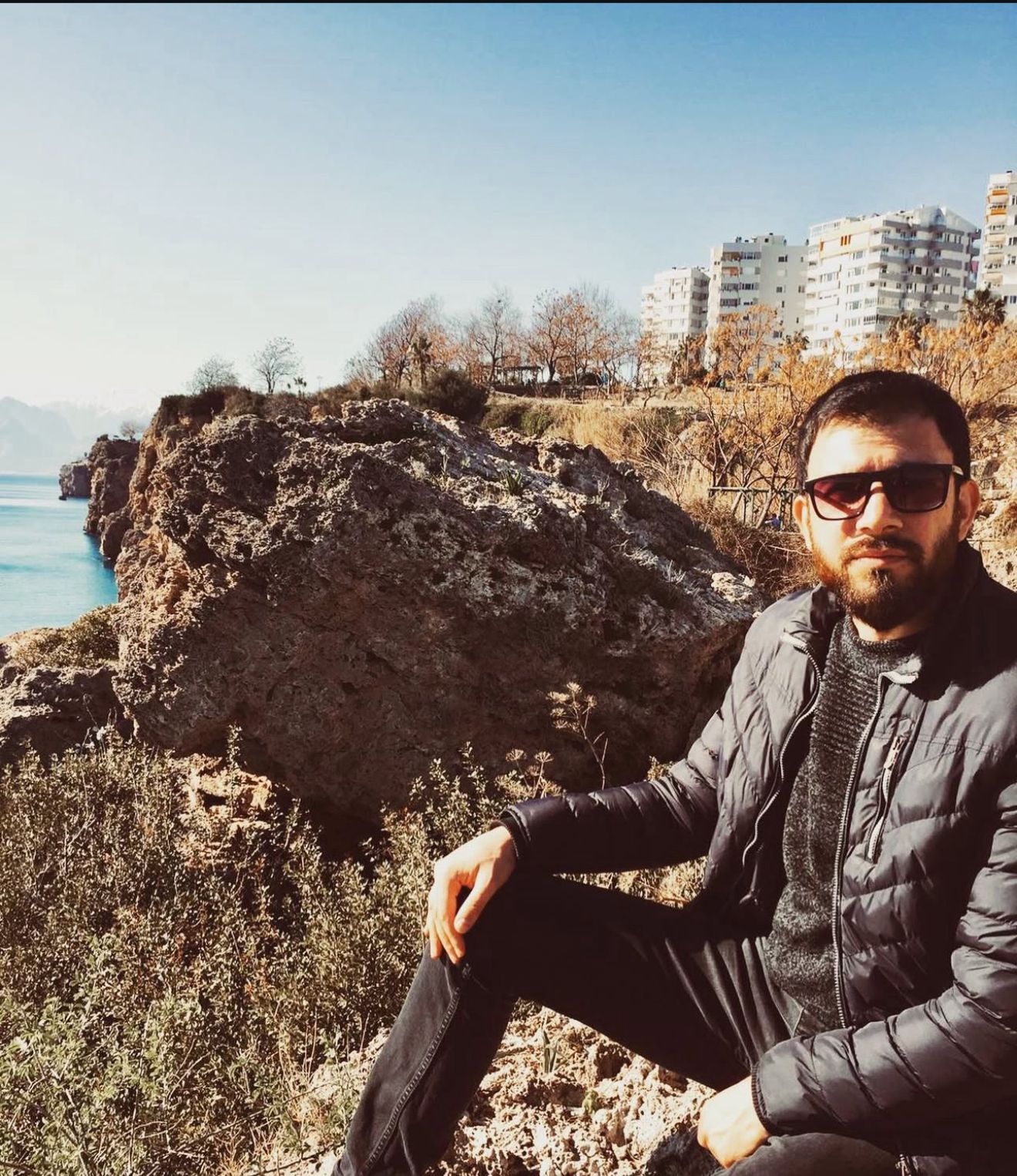 <em>Caner Cesur</em>